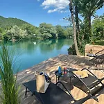Unavis Villa *
