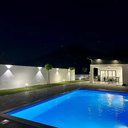 Unavis Villa